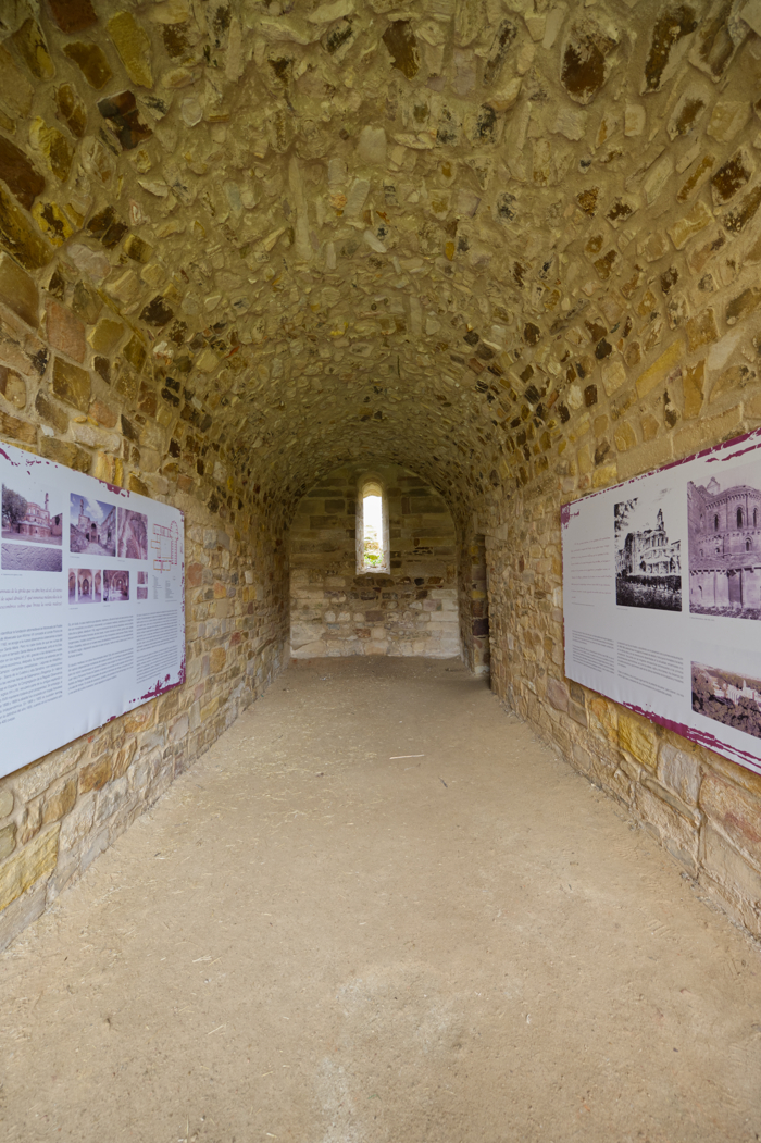 Locutorio del claustro del monasteriuo de Moreruela